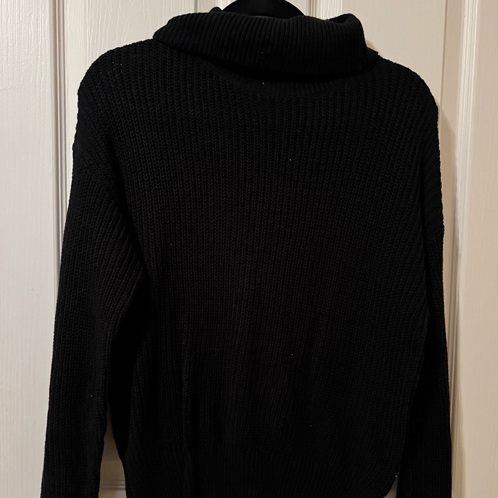 Women’s Turtle Neck Sweater